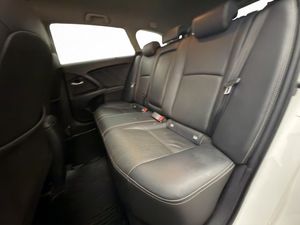 Toyota Avensis bild 28