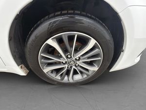 Toyota Avensis bild 33
