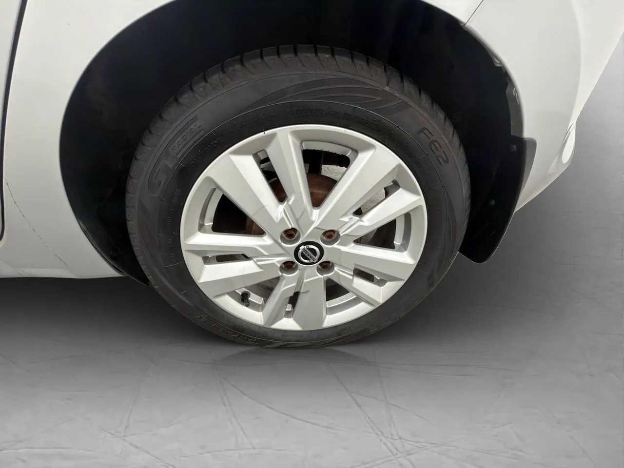 Vehicle image 23