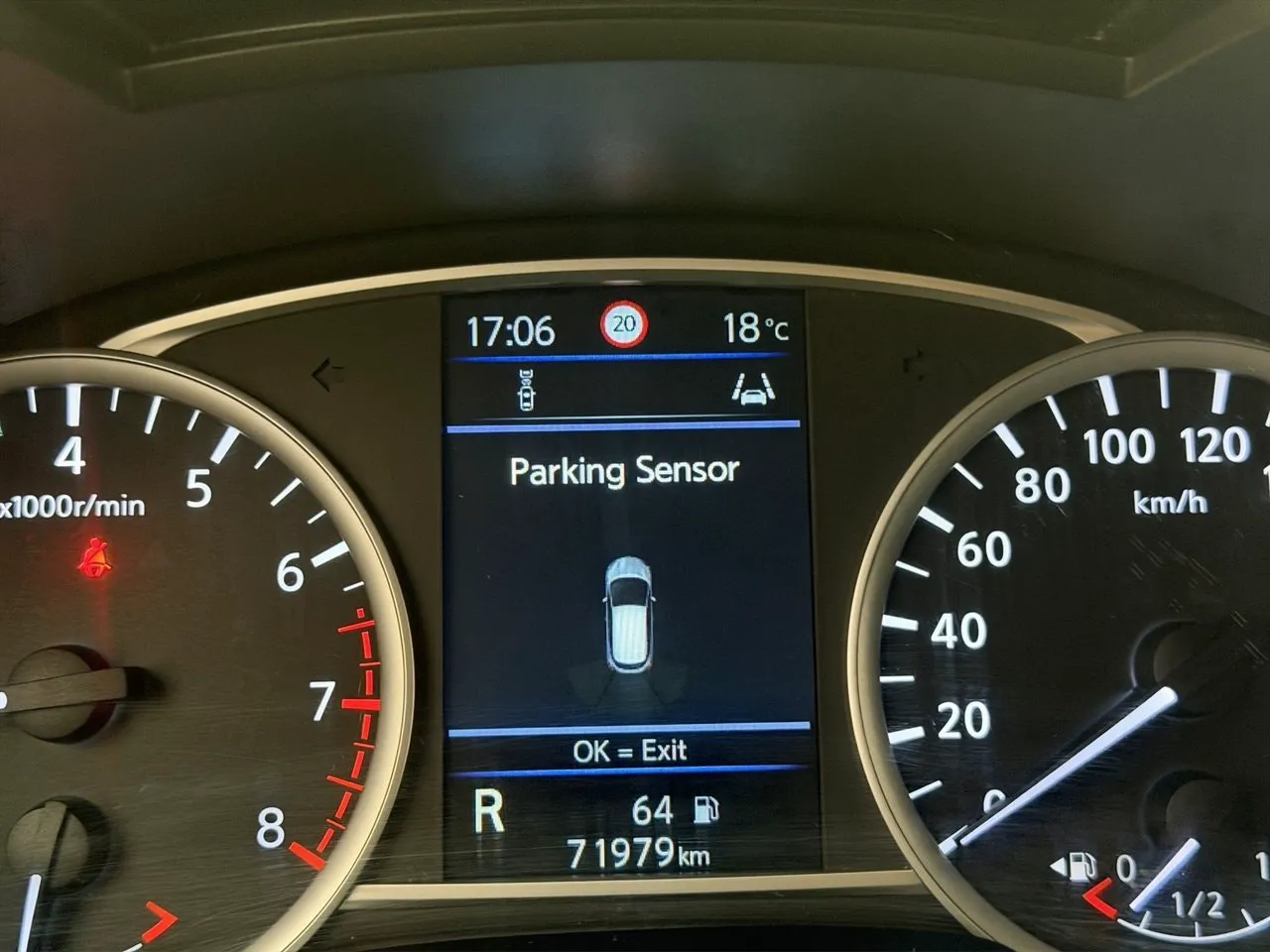 Vehicle image 14
