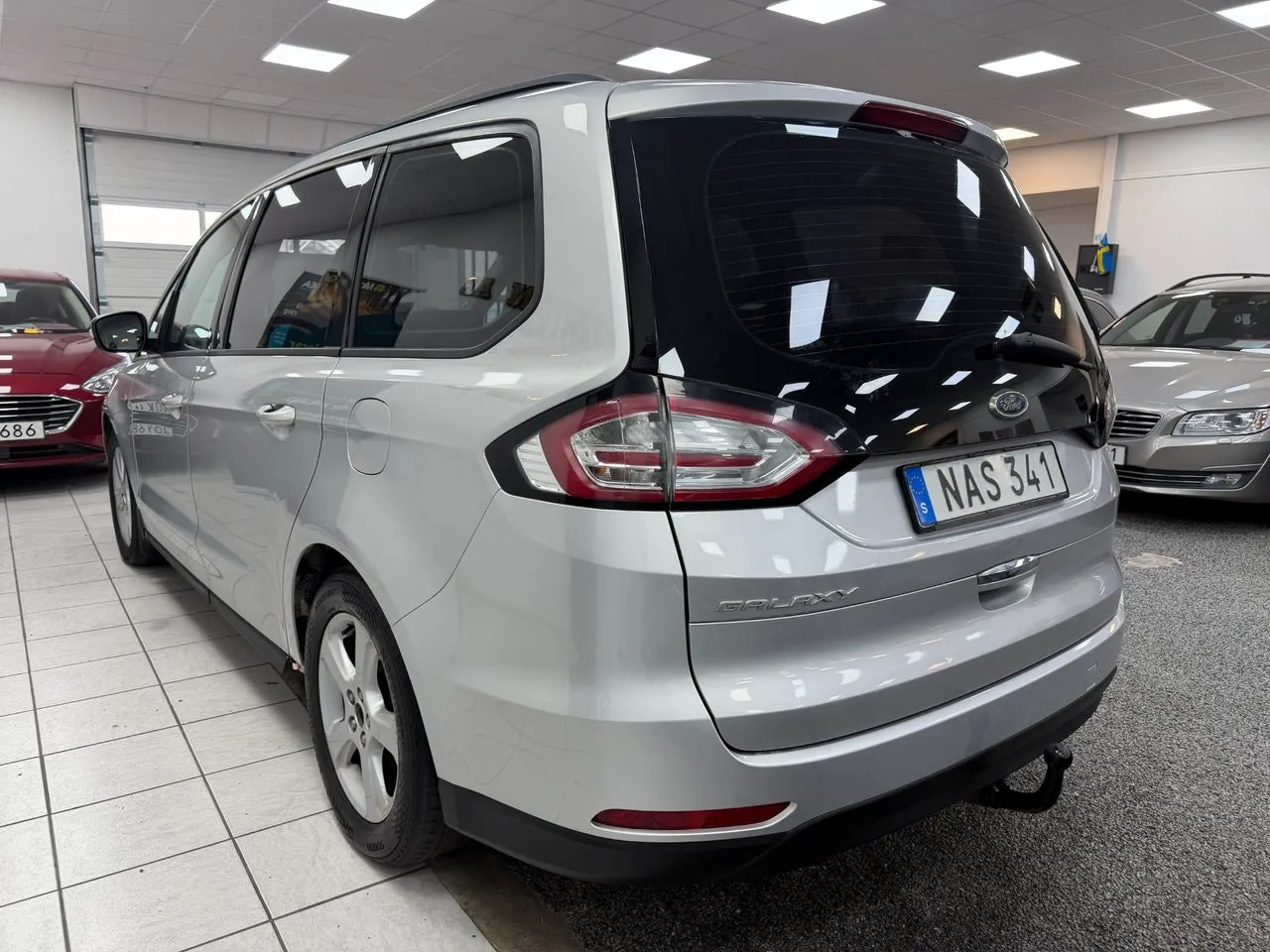 Vehicle image 20