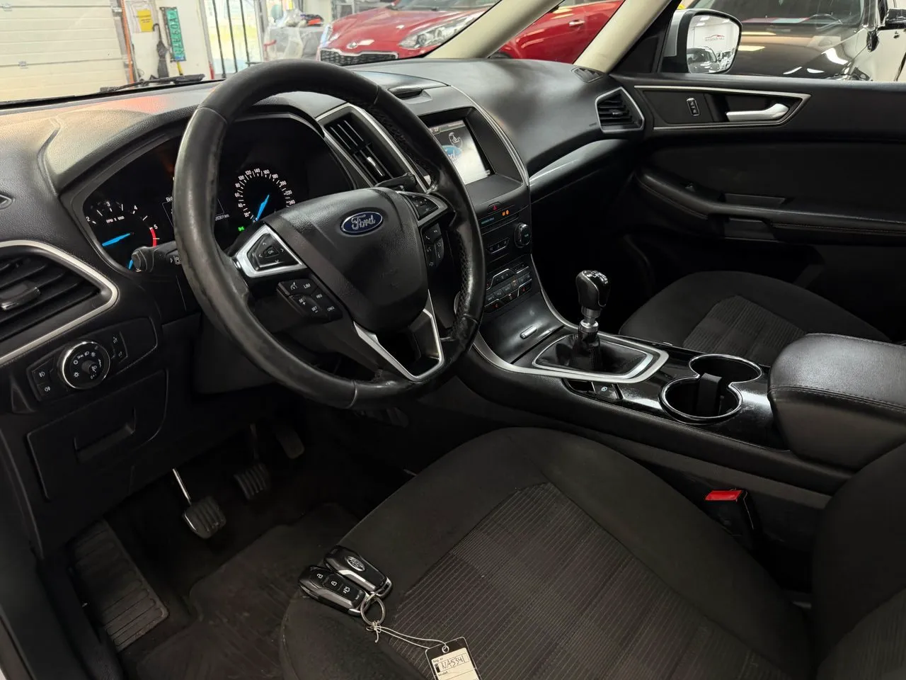 Vehicle image 6