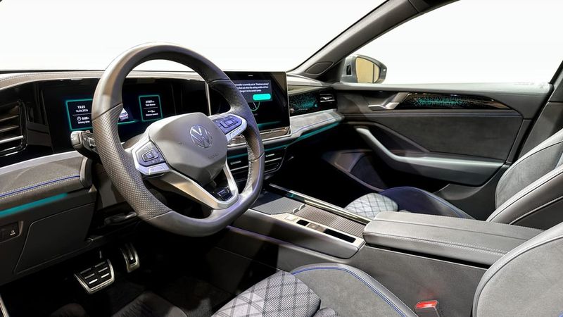 Volkswagen Passat bild 7