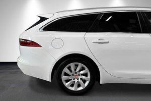 Jaguar XF bild 3