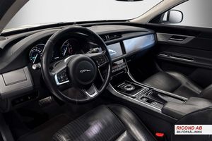 Jaguar XF bild 15