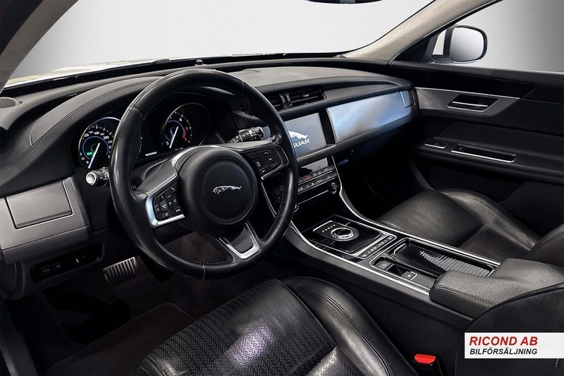 Jaguar XF bild 15