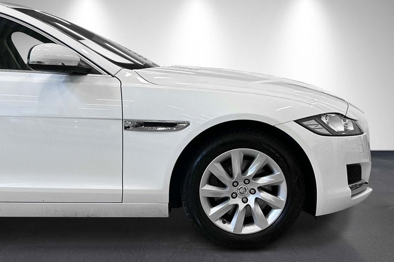 Jaguar XF bild 4