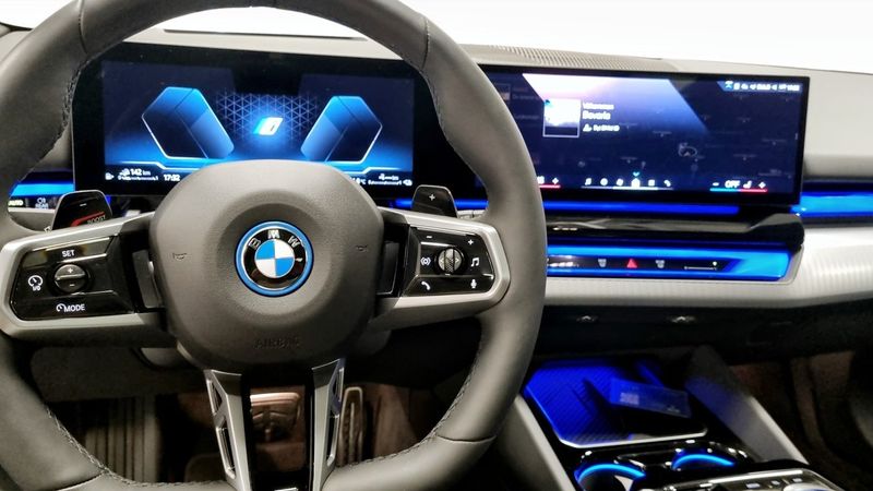 BMW 530 bild 12
