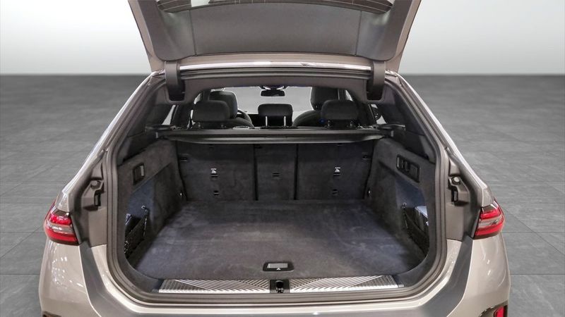 BMW 530 bild 10