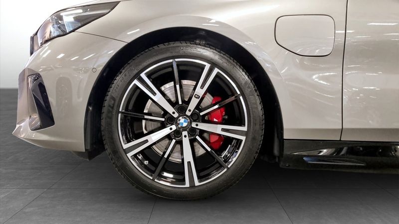 BMW 530 bild 9