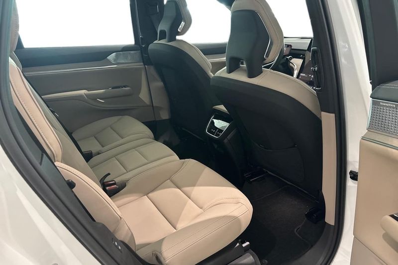 Volvo EX90 bild 20