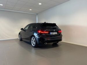 BMW 118 bild 11