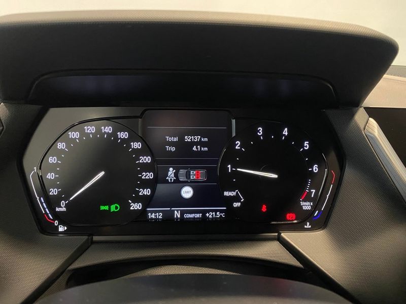 BMW 118 bild 6