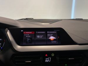 BMW 118 bild 8