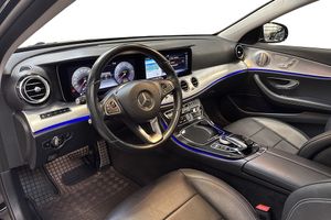 Mercedes E220 bild 12