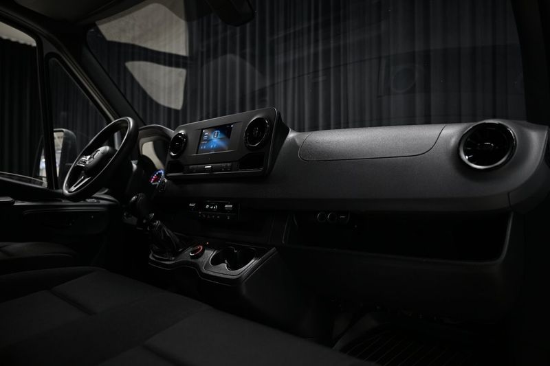 Mercedes Sprinter bild 29