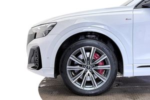 Audi Q8 bild 11