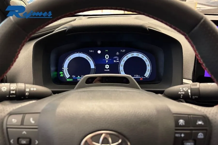Vehicle image 11