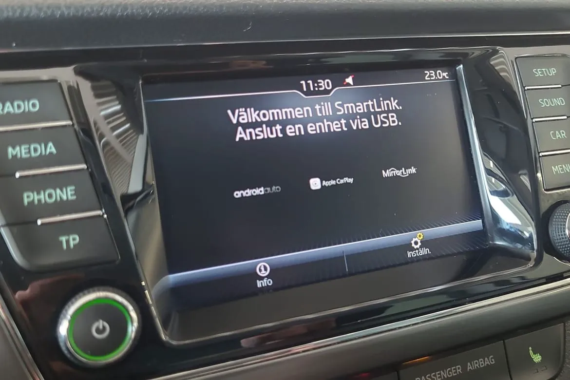 Vehicle image 18