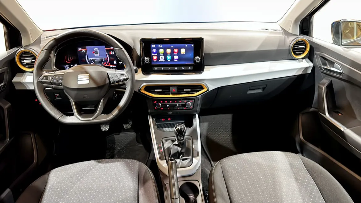 Vehicle image 9