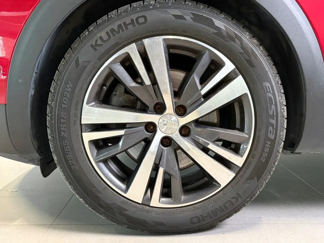 Vehicle image 21
