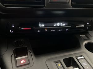 Peugeot e-Partner bild 25