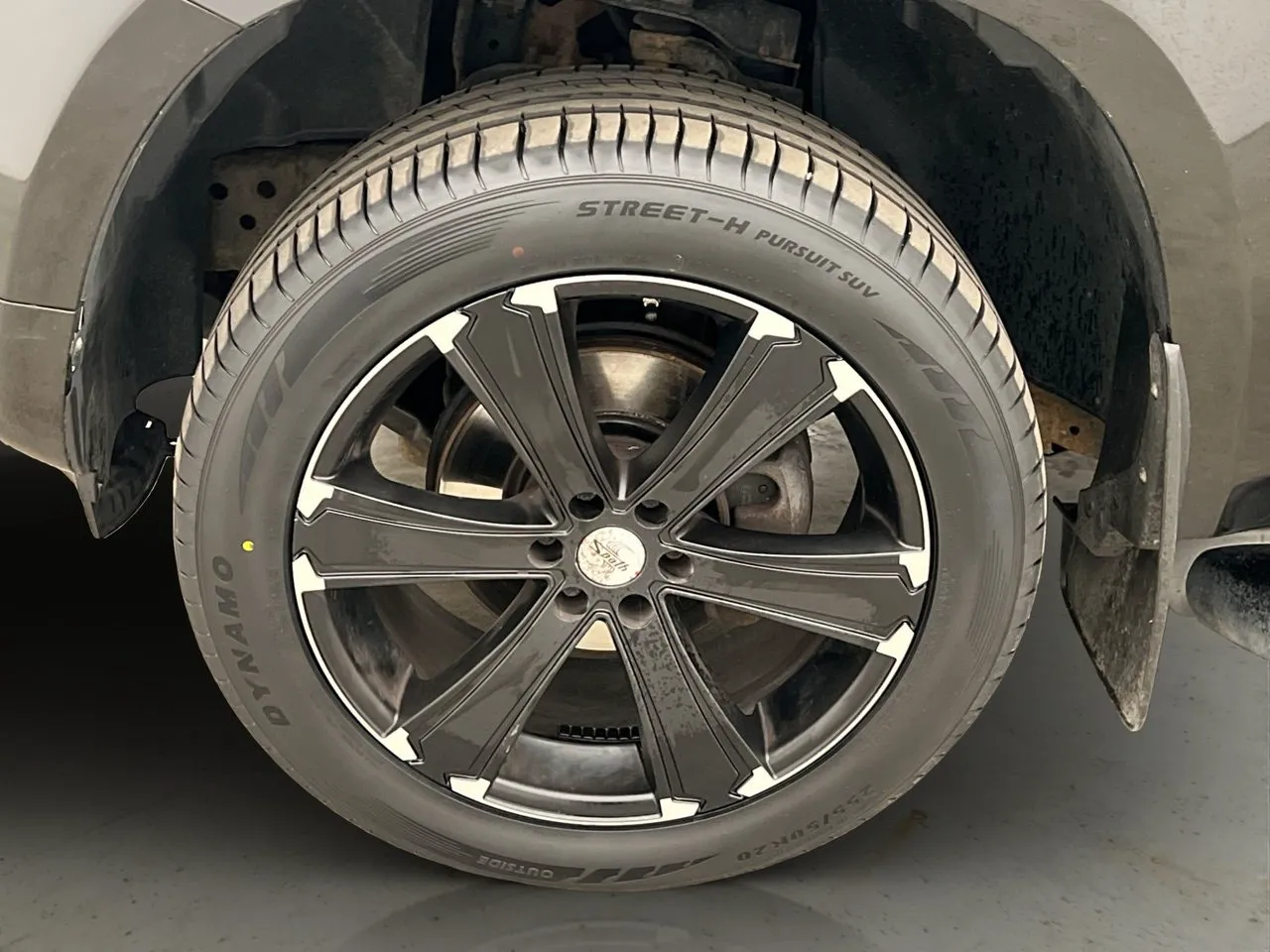 Vehicle image 31
