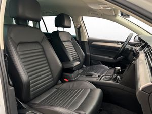 Volkswagen Passat bild 16