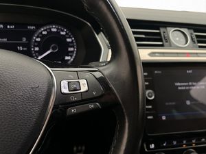 Volkswagen Passat bild 21
