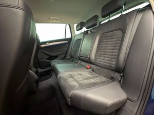Volkswagen Passat bild 16