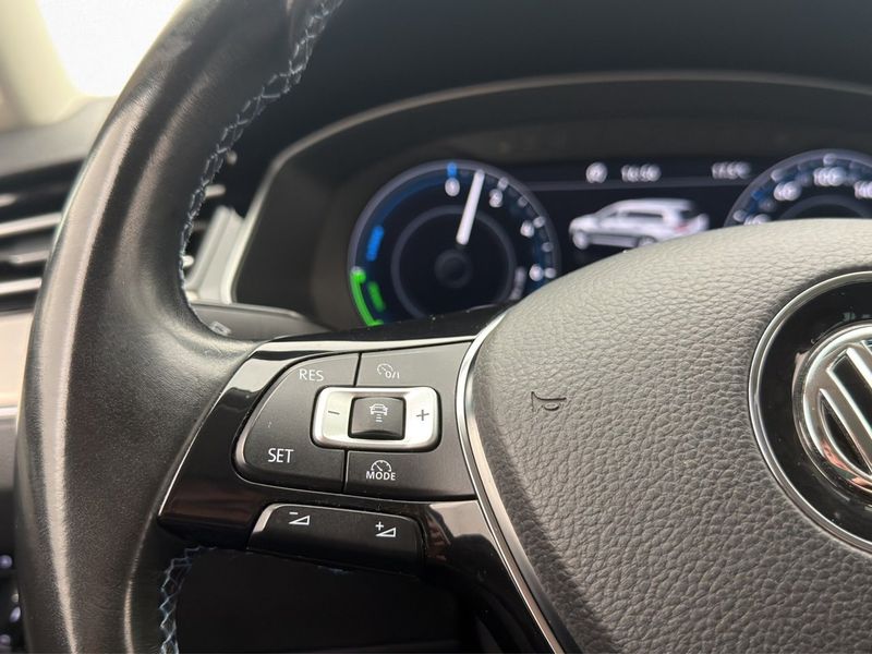 Volkswagen Passat bild 17