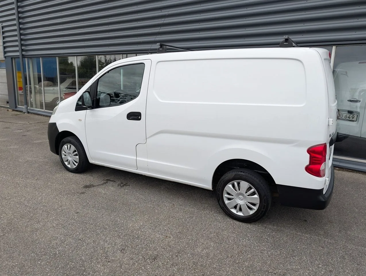 Vehicle image 2