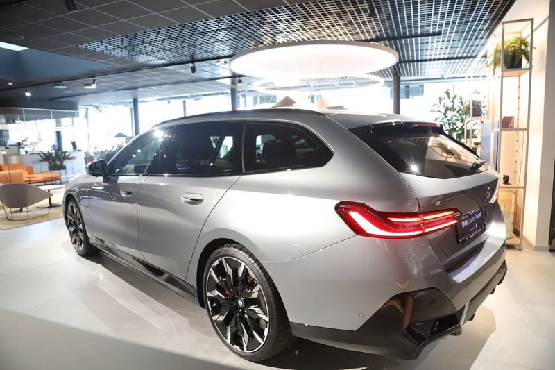 BMW 550 bild 6