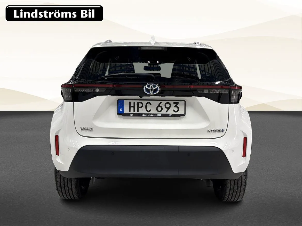 Vehicle image 7