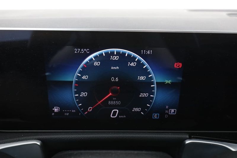 Mercedes GLB220 bild 20