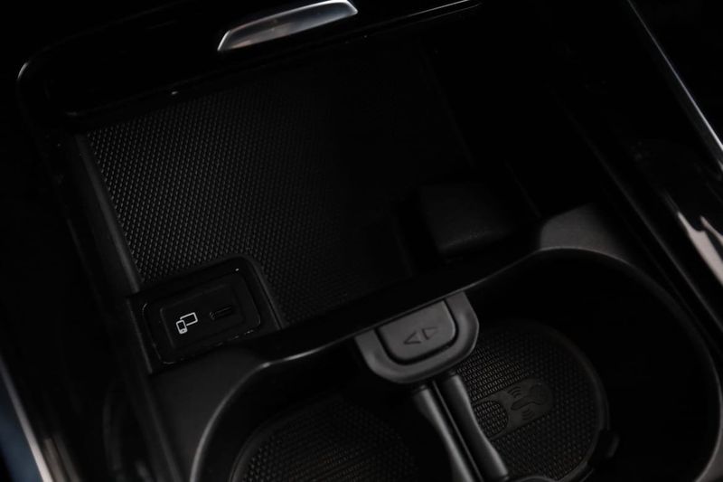 Mercedes GLB220 bild 26
