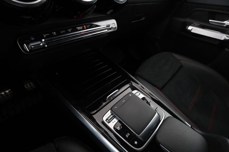 Mercedes GLB220 bild 24
