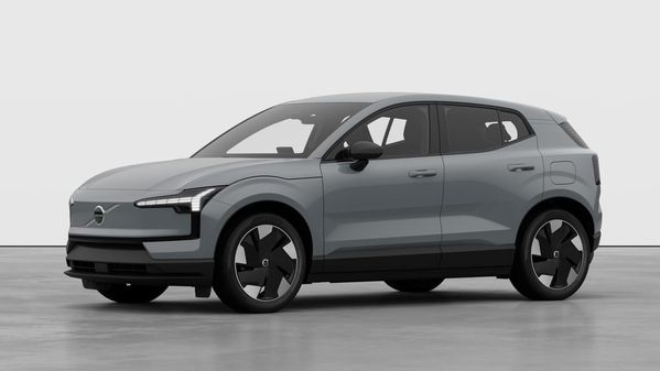 Volvo EX30 P5 Long Range Plus - 2027
