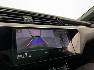 Audi Q8 e-tron bild 16