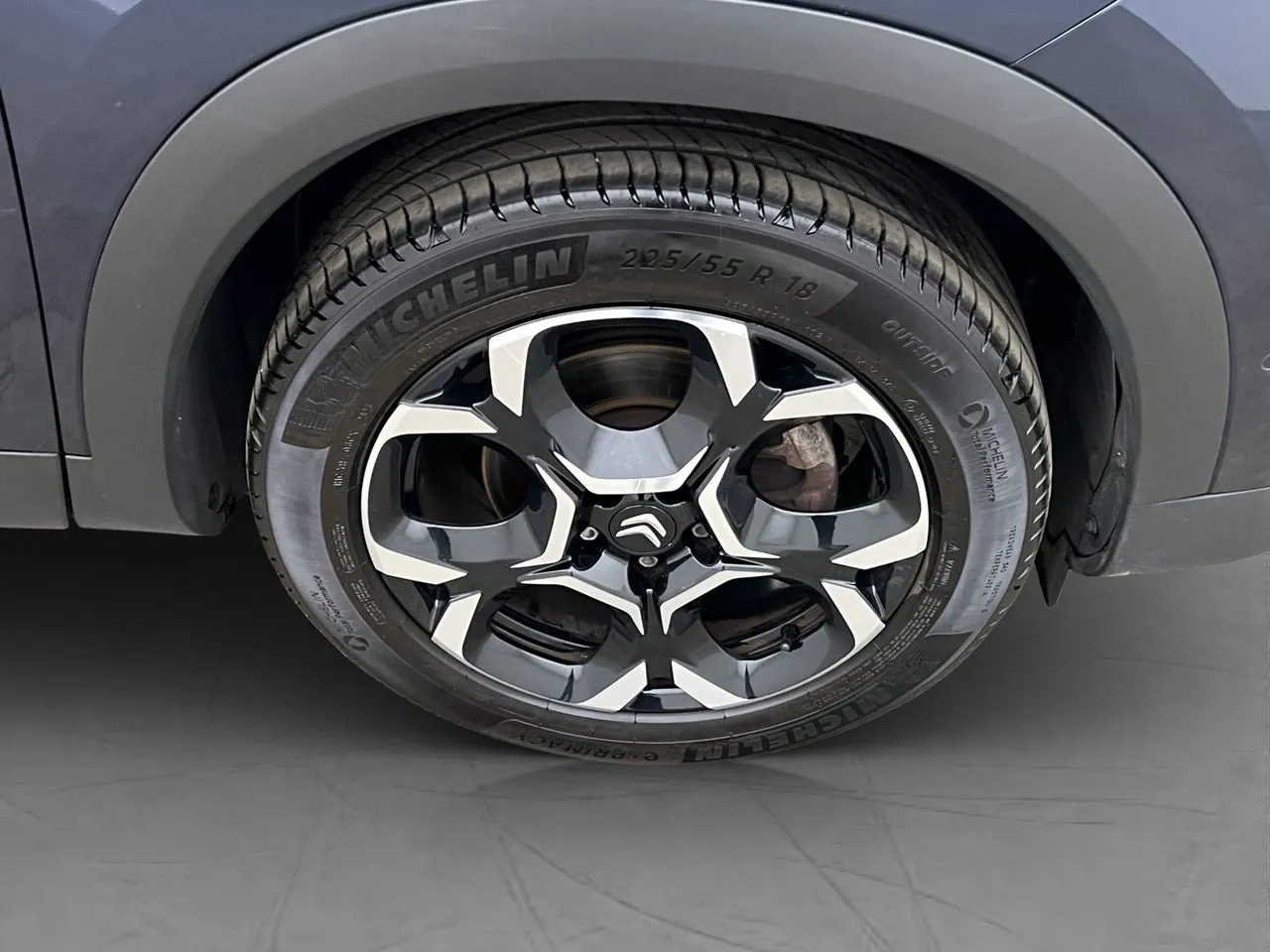 Vehicle image 31
