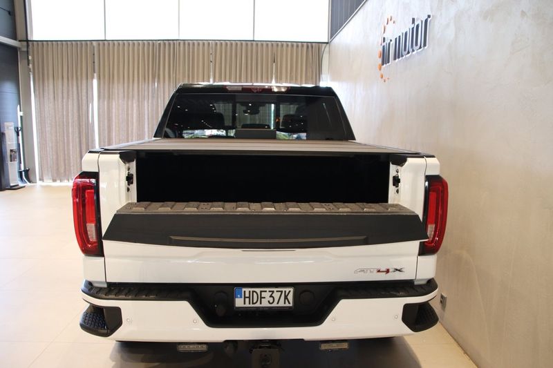 GMC Sierra bild 8