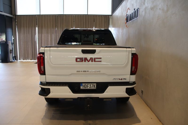 GMC Sierra bild 5