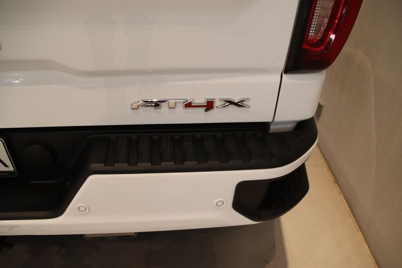 GMC Sierra bild 6