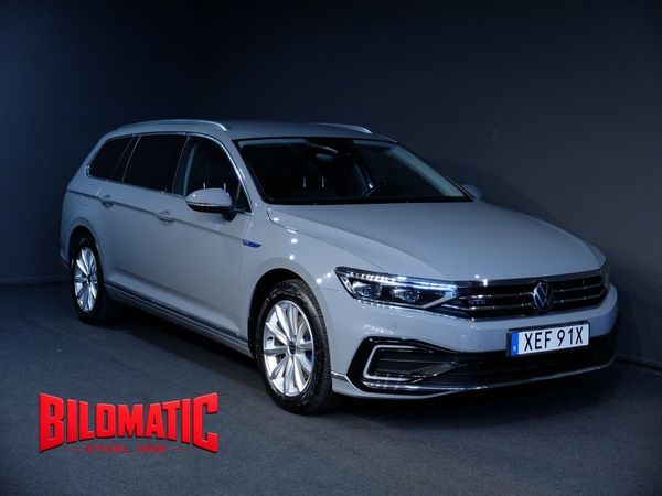 Volkswagen Passat GTE 1,4TSI 218HK Hybrid Aut Executive Drag Värma V-Hjul - 2022