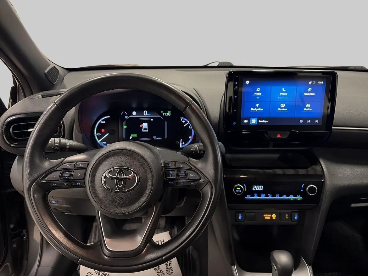 Vehicle image 14
