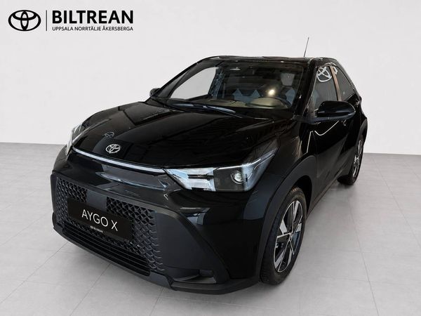 Toyota Aygo X HYBRID - PRIVATLEASING FRÅN 2995 KR/MÅN - 2026