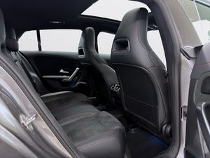 Mercedes CLA220 bild 11