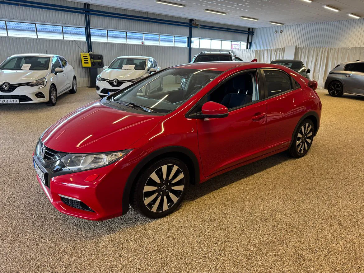 Vehicle image 6