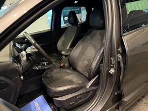Ford Kuga bild 10