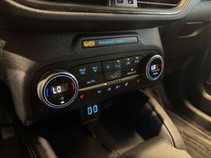 Ford Kuga bild 18